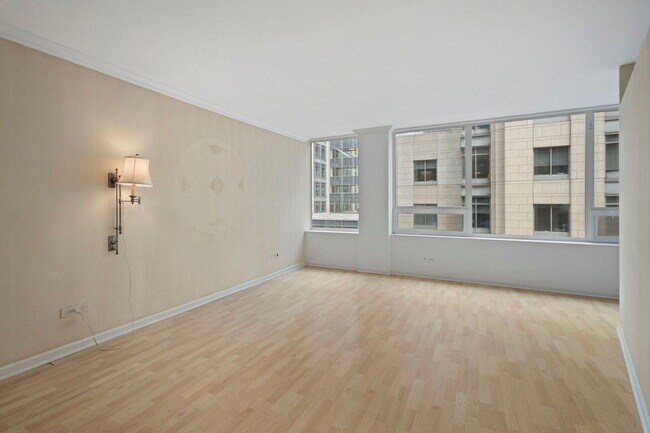 Photo - 233 E Erie St Unit 1403
