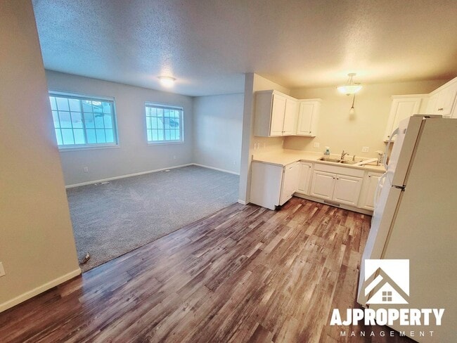 Photo - 4907 S Tennis Ln