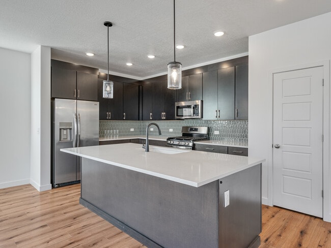 Photo - 4638 Tulip Ln