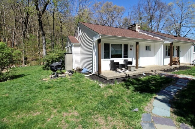 Photo - 18 Mountain Rd