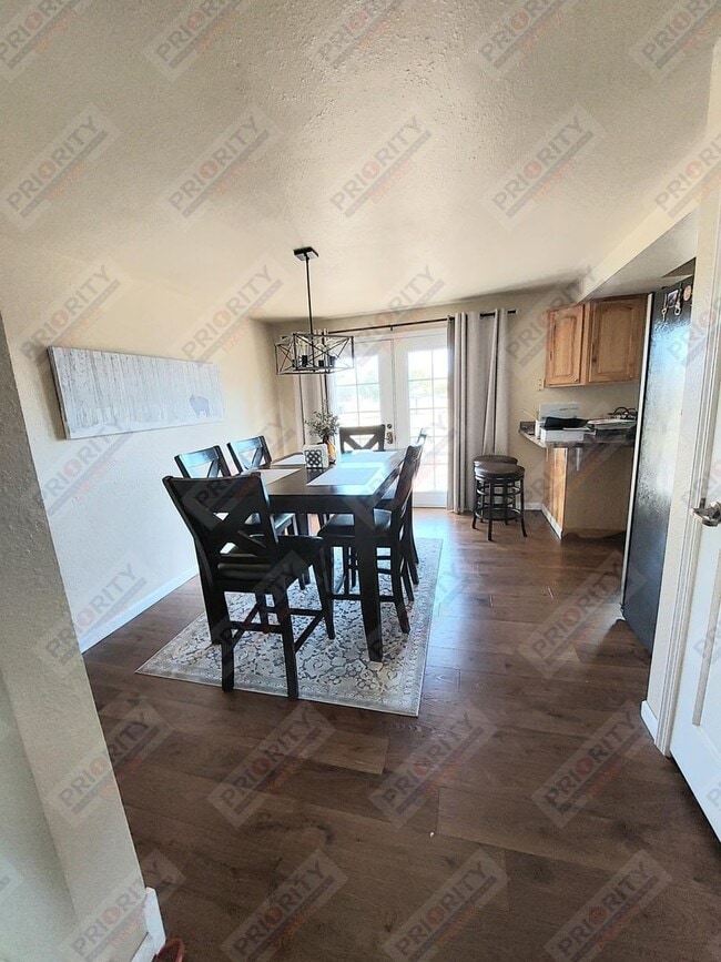 Photo - Single Family Home in Wright WY