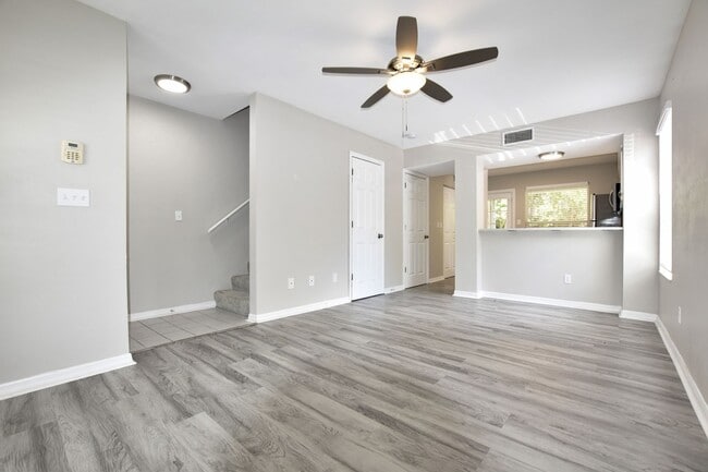 Photo - 610 SW 11th Ln Unit 616-D