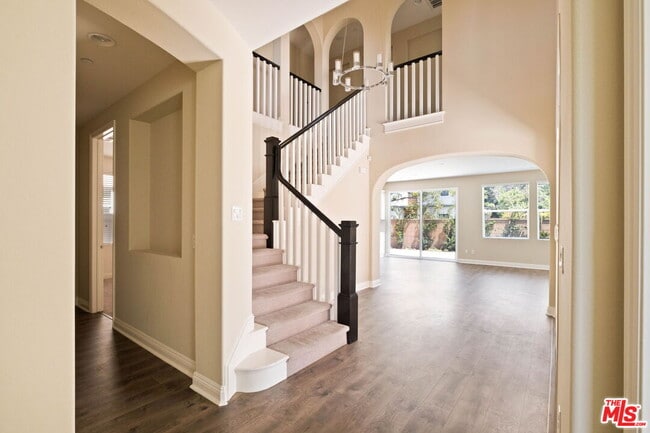 Photo - 5929 Spelthorne Ln