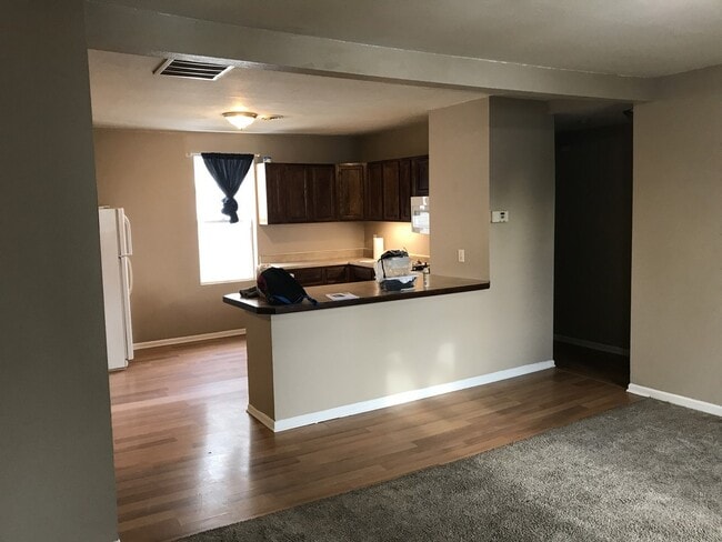 Photo - 3006 Emerson Avenue N #2 Unit 2