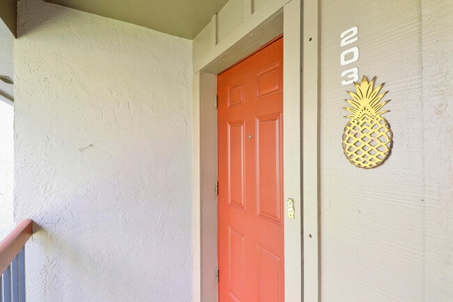 Photo - 1600 NE Dixie Hwy Unit 10-203