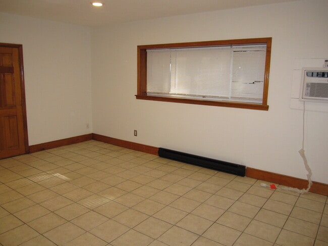 Photo - 75 Nicholas Rd Unidad C