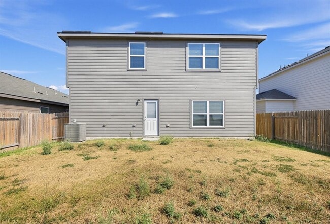 Photo - 172 Allington Cir