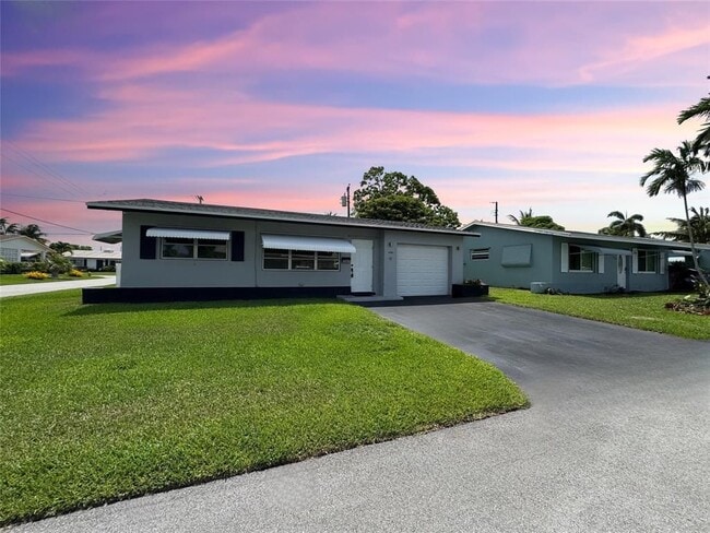 Building Photo - 4901 NW 27th Ave Rental