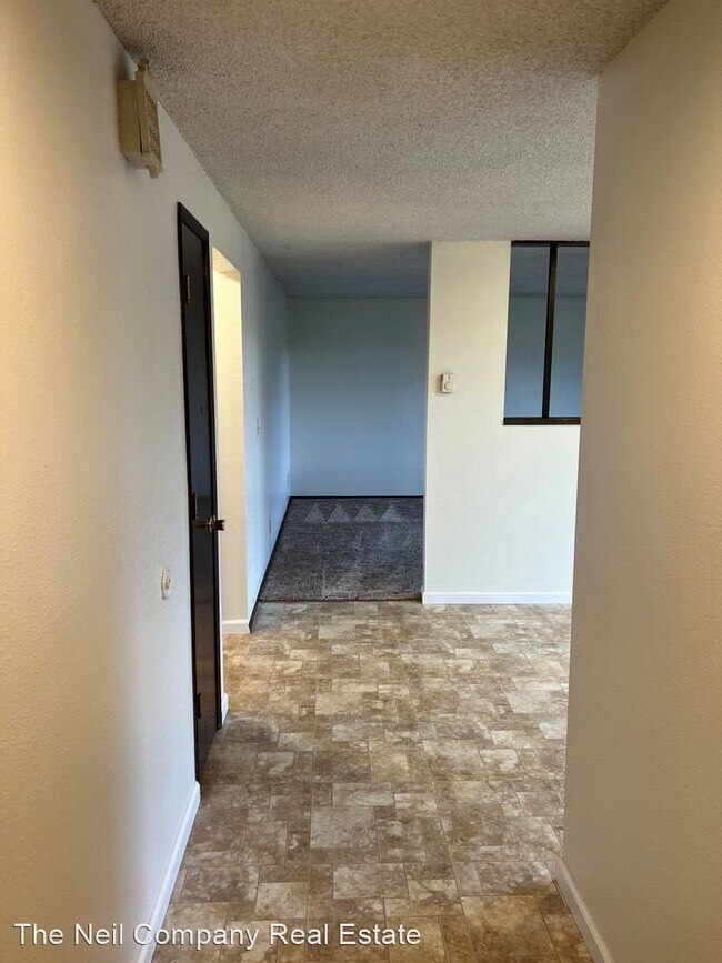 Photo - 2 br, 1 bath Apartment - Saddle Butte Apar...