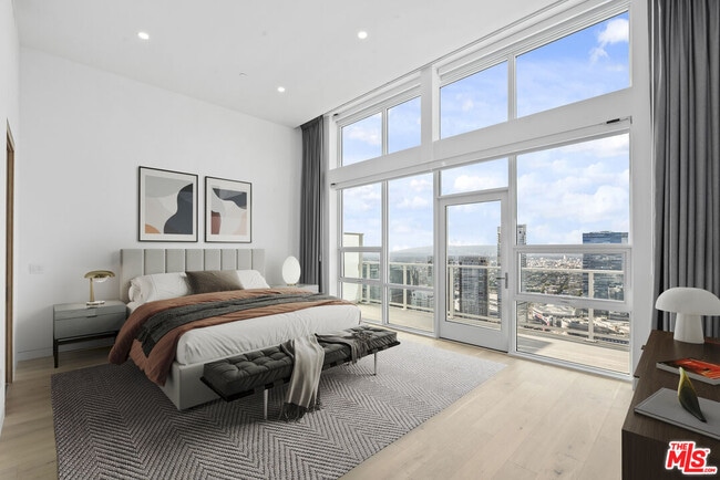 Photo - 230 W Olympic Blvd Unit PH 1