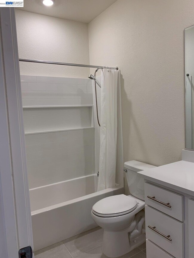 Photo - 7149 Diamond Ave