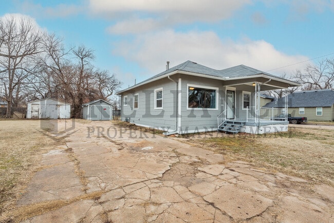 Photo - 2101 S Water St House