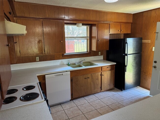 Photo - 1905 10th St