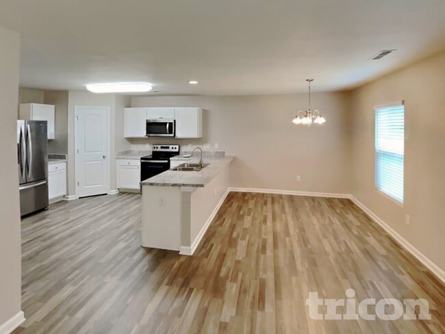 Photo - 1856 Northside Dr