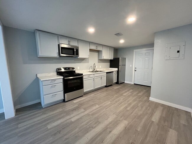 2004 47th Ave Unit A