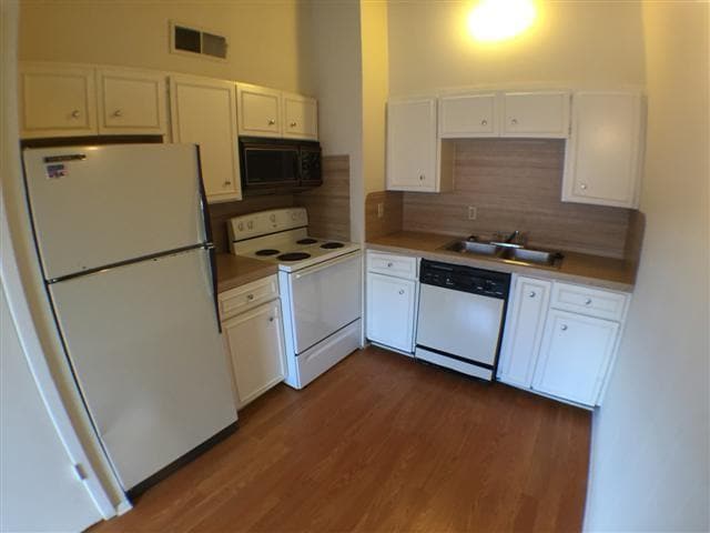 Photo - 2404 Longview St Unit 205