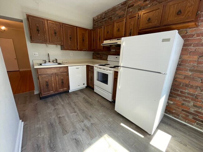 Photo - 1404 Commonwealth Ave Unit 21