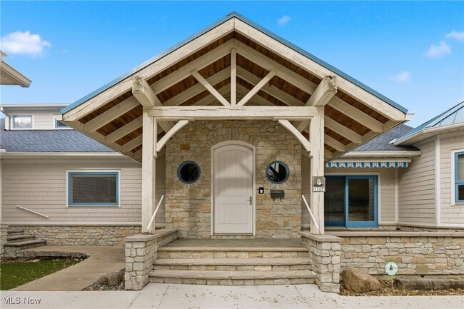 Photo - 28838 Lake Rd