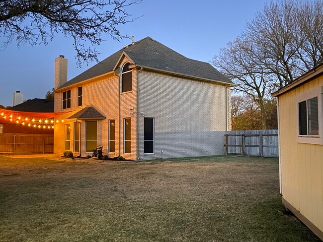 patio trasero - 1761 Meyerwood Ln S