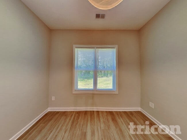 Photo - 232 Whetstone Dr