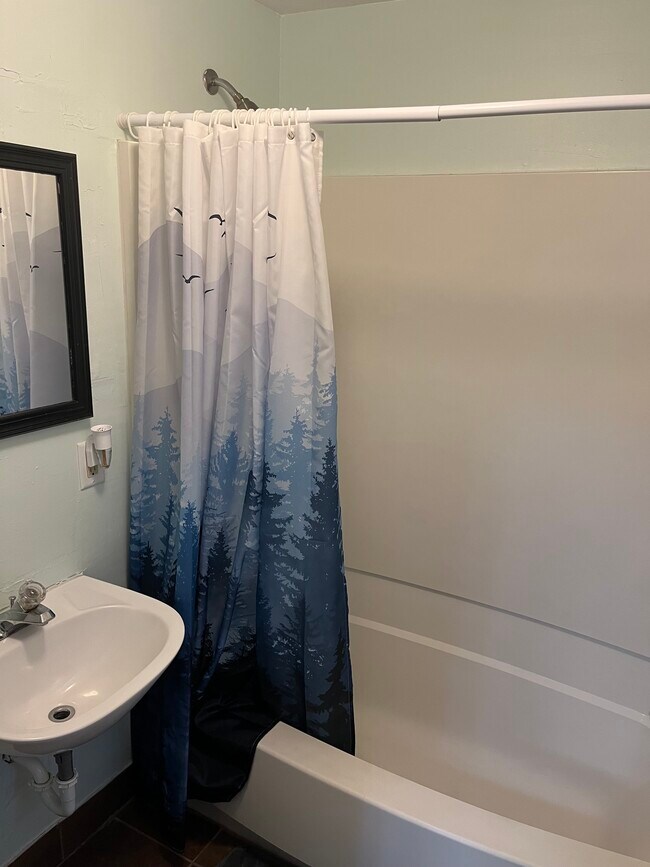 1121 Broadway St S Unit #1