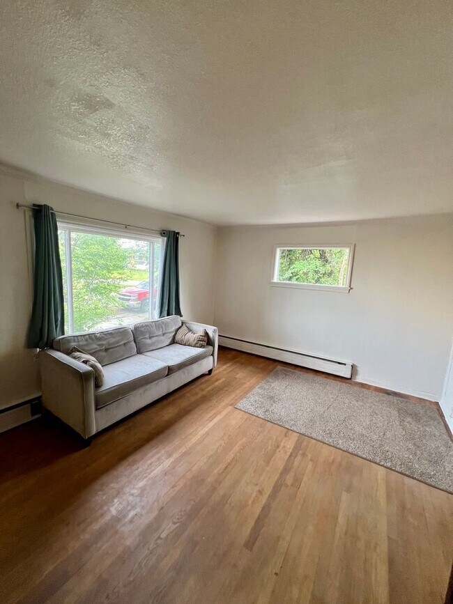 Photo - Downtown Home in Fairbanks!!