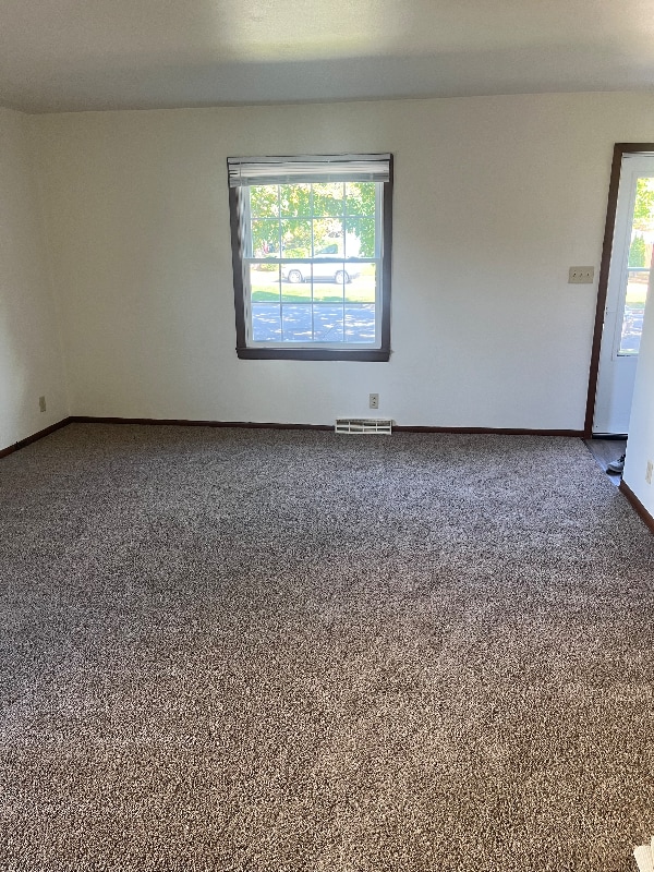 Photo - 2 S Grand Ave