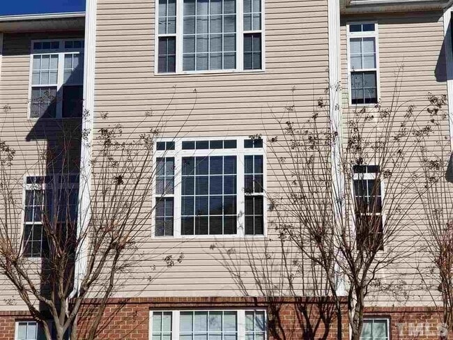 2511 Friedland Pl Unit 200