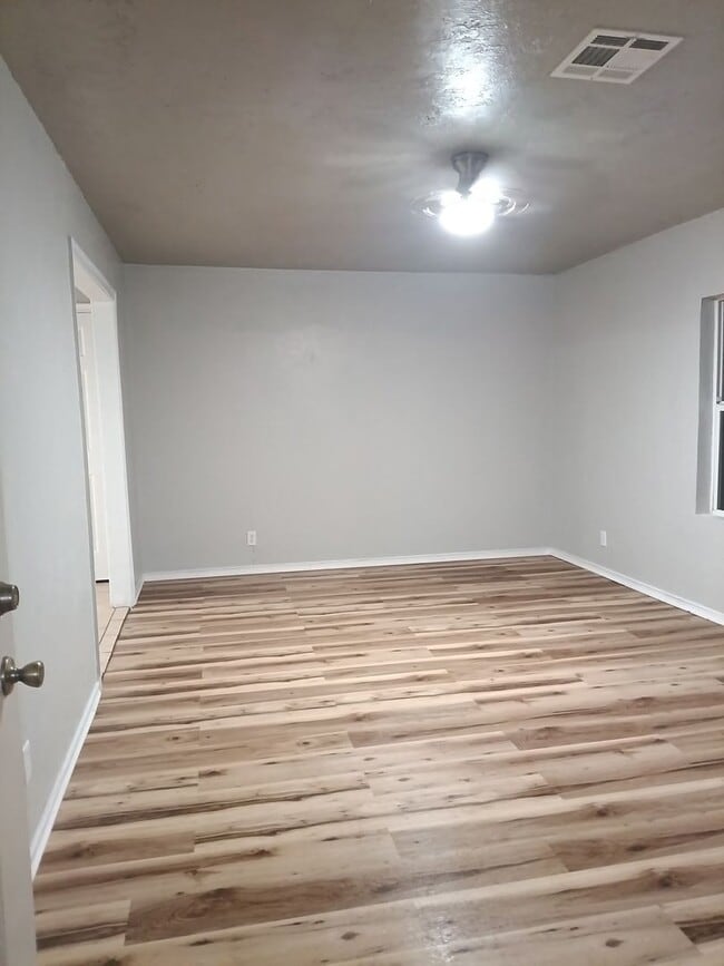 Photo - CUTE 2 bedroom home for rent