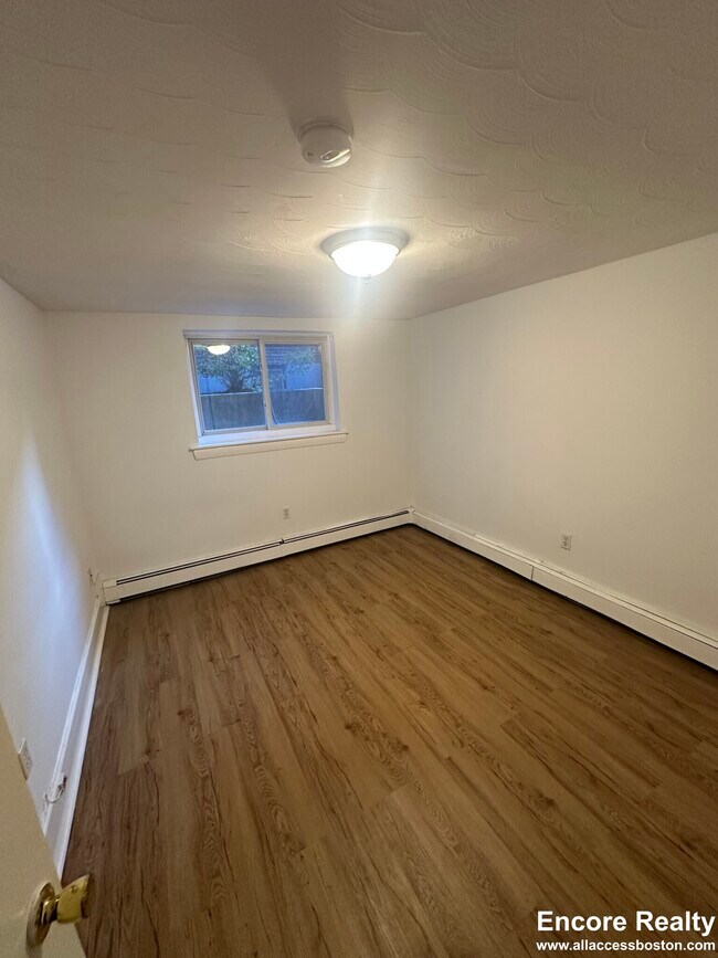 Photo - 63 Selkirk Rd Unidad 8