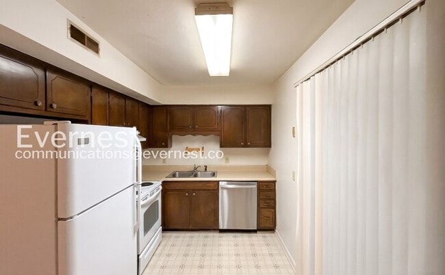 Photo - 8831 Millard Lee Ln