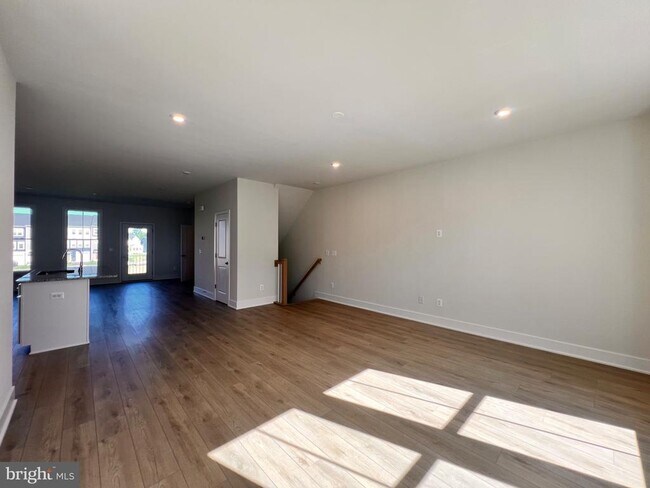 Photo - 139 Bamboo Shoot Ln