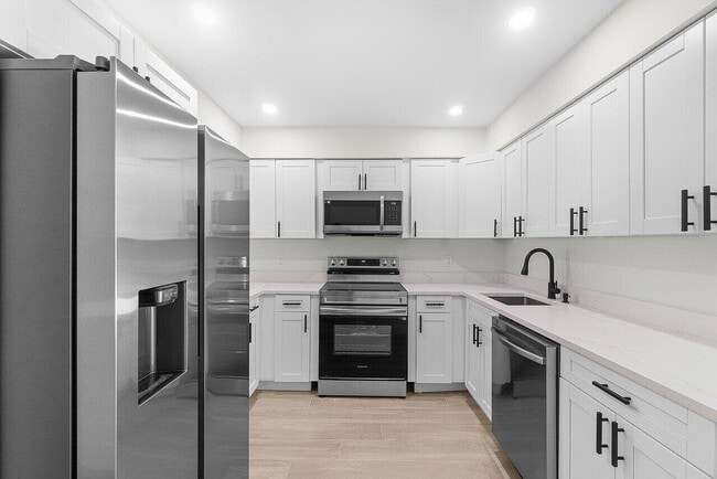 Photo - 4498 NW 2nd Ave Unit 4500