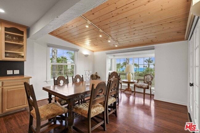 Photo - 29637 Pacific Coast Hwy