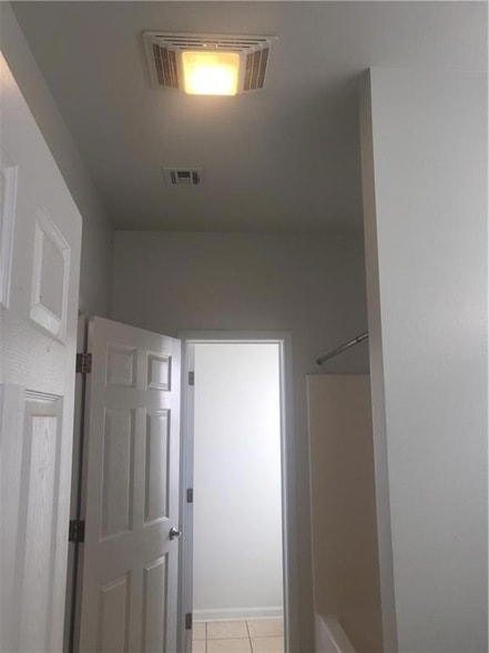 Photo - 1148 Lochlomand Dr