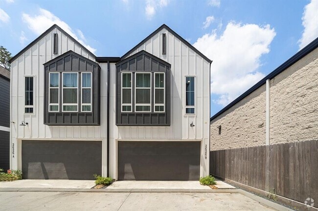 Building Photo - 2626 W Tidwell Rd Rental