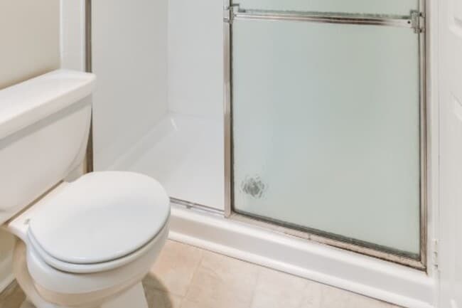 Photo - PeachTree of McLean Apartments