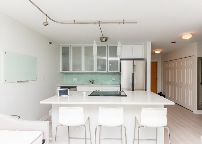 345 N La Salle Dr Unit 3107