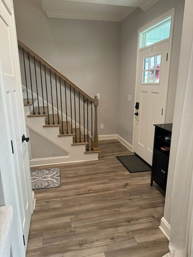 Photo - Knoxville 37920 - **COMING AVAILABLE August 1st** Beautiful single family home located in South K...