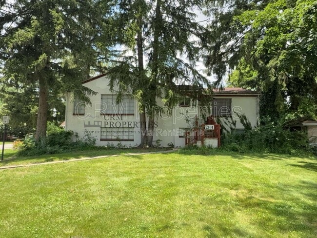 Building Photo - 2101 N Wheeling Ave Unit 1