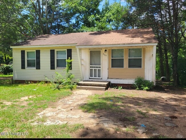 Building Photo - 2609 Brookwood Dr Rental