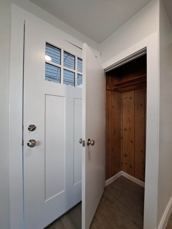 Photo - 6304 Liebig Ave Unit 3