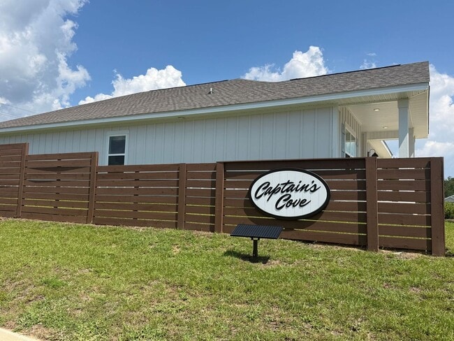 2005 Wiregrass St