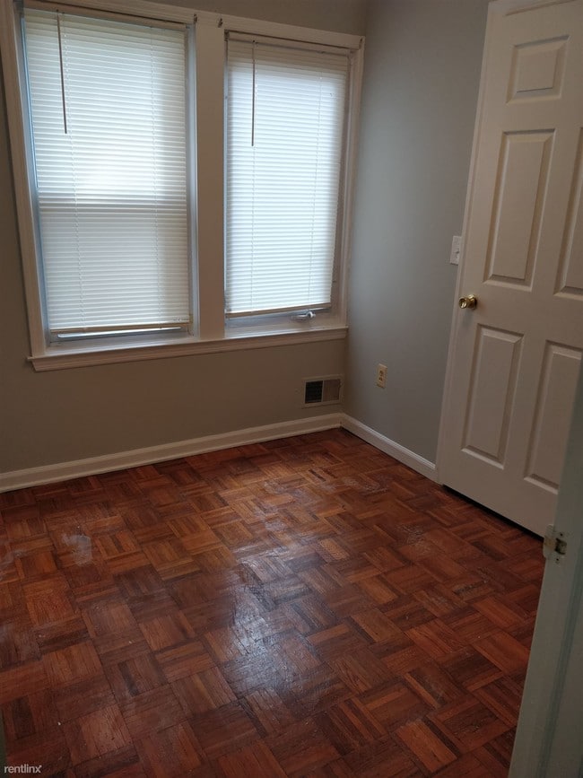 Photo - 3 br, 1 bath Apartment - 1323 S 2nd St