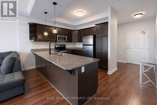 Photo - 1030 Coronation Dr Unit 1102