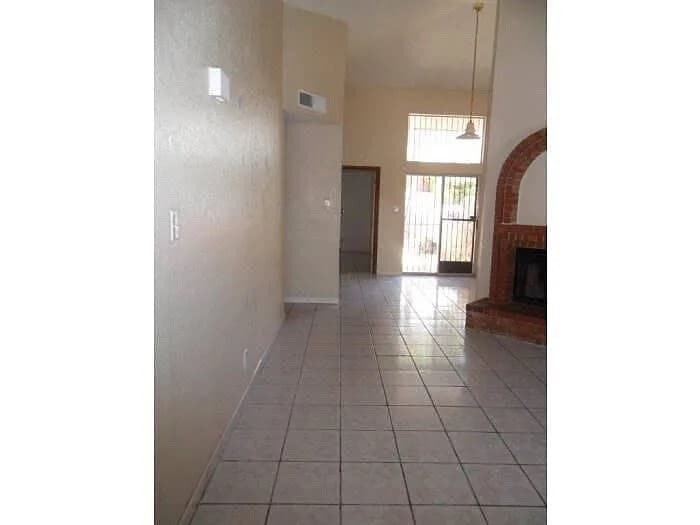 Photo - 850 Los Surcos Rd