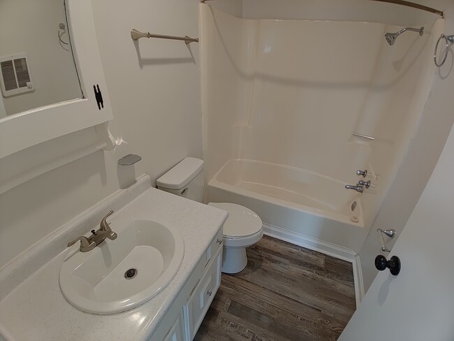 Photo - 360 Sneed Hill Rd Unit B3