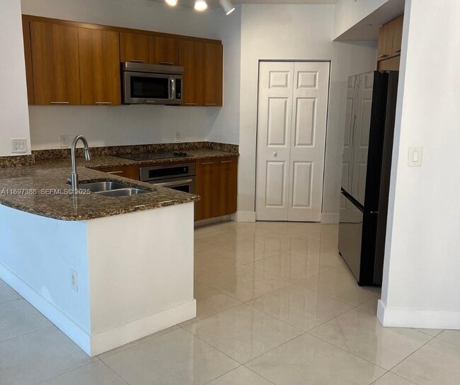 Photo - 510 NW 84th Ave Unidad 528