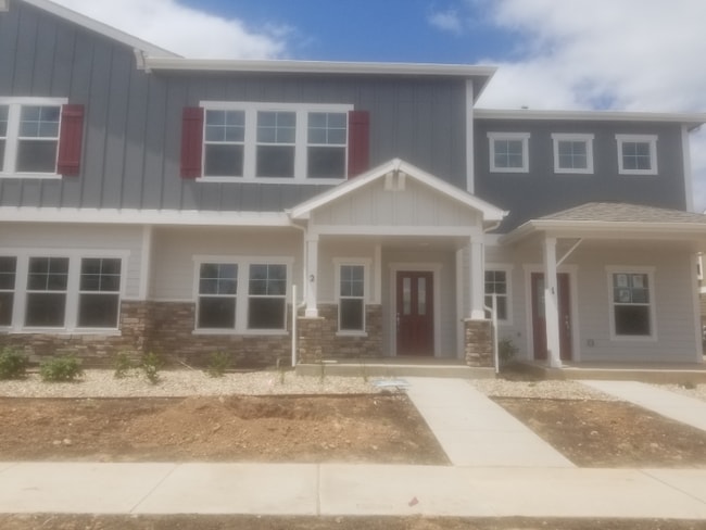 Building Photo - 2431 Crown View Dr