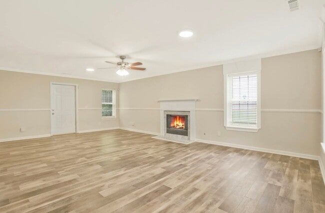 Photo - 4009 Melvin Dr SW